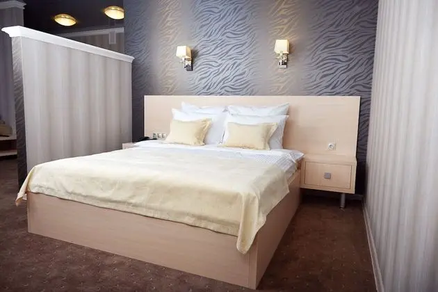 Classic Tek Büyük Yataklı Oda