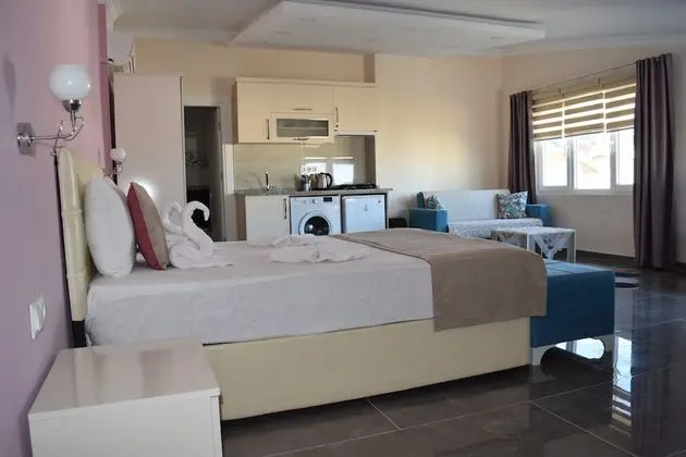 Studio Apartment with Sea View