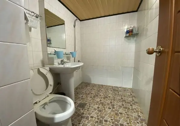 Ortak Ranzalı Oda, Sadece kadınlar için