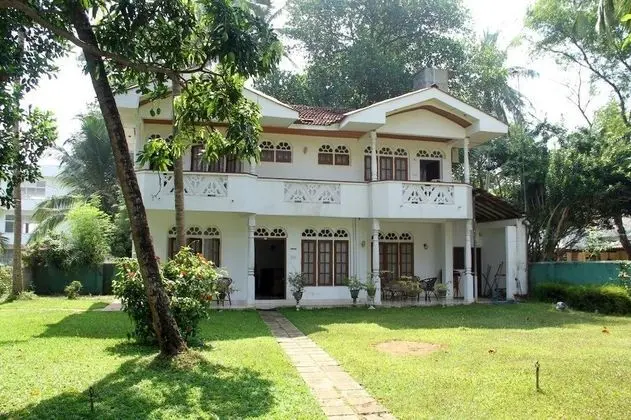 Deluxe Tek Büyük Yataklı Oda, 1 Çift Kişilik Yatak, Bahçe Manzaralı, Bahçeli