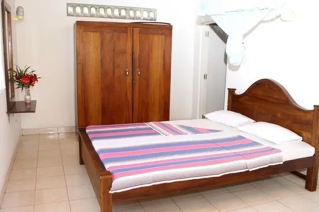 Deluxe Tek Büyük Yataklı Oda, 1 Çift Kişilik Yatak, Bahçe Manzaralı, Bahçeli