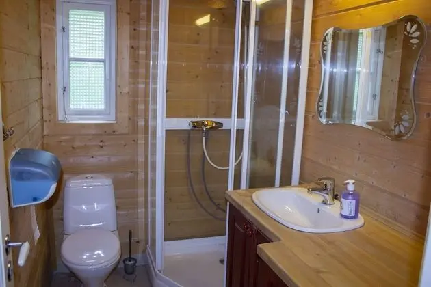 Kulübe, 2 Yatak Odası (Towel, bed linen & cleaning not incl)