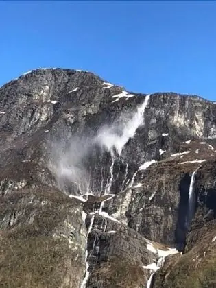 Tek Büyük Yataklı Oda (bed linen for 2 people included)