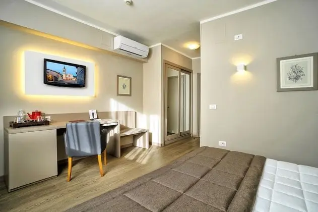 Comfort Büyük Yataklı Tek Kişilik Oda