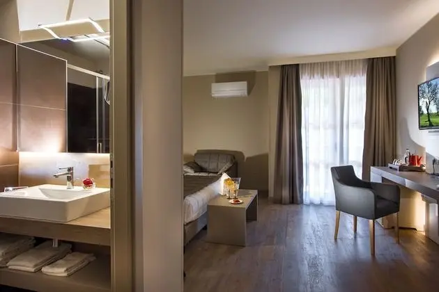 Luxury Tek Büyük Yataklı Oda, 1 Yatak Odası, Bahçe Manzaralı (SPA access)