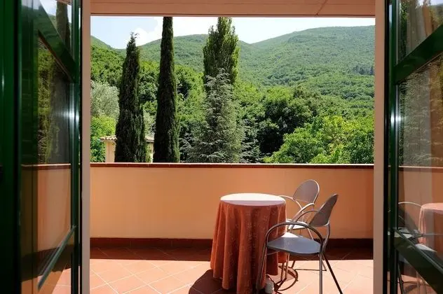 Superior Tek Büyük Yataklı Oda (Spa Access)