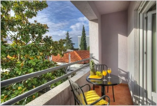 Tek Büyük Yataklı Oda, Balkon