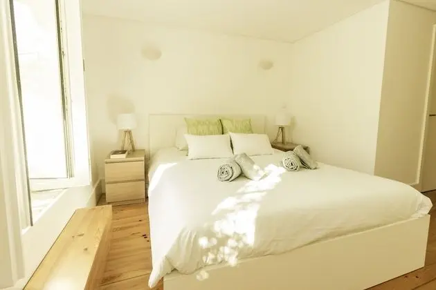 Apart Daire, 2 Yatak Odası, Teras, Bahçeli