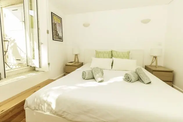 Apart Daire, 2 Yatak Odası, Teras, Bahçeli