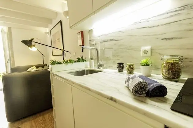 Apart Daire, 2 Yatak Odası, Teras, Bahçeli