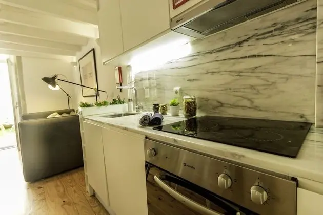 Apart Daire, 2 Yatak Odası, Teras, Bahçeli