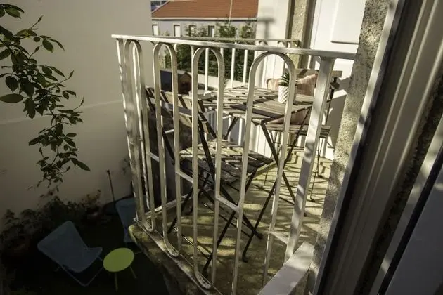 Apart Daire, 2 Yatak Odası, Teras, Bahçeli