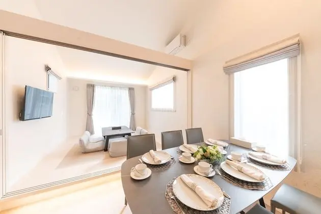 Grand Villa