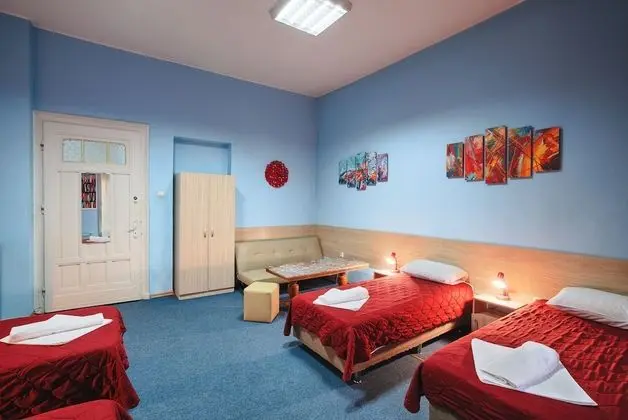 Dört Kişilik Oda, Ortak Banyo