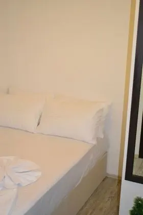 Basic Tek Büyük veya İki Ayrı Yataklı Oda