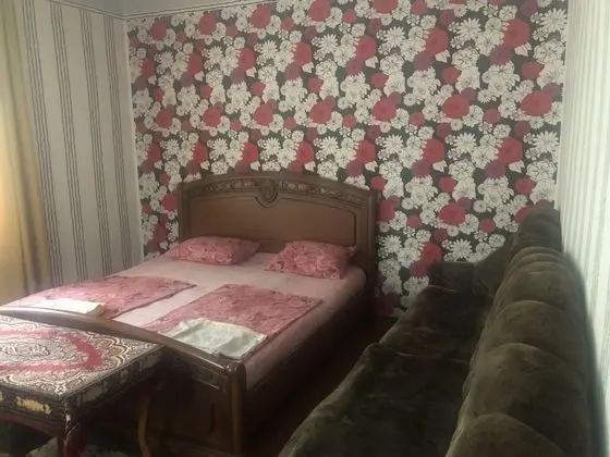 Tek Büyük Yataklı Oda, Ortak Banyo