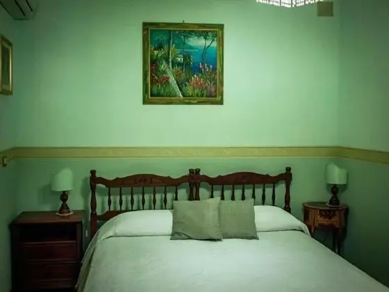 Tek Büyük Yataklı Oda (Nebrodi)