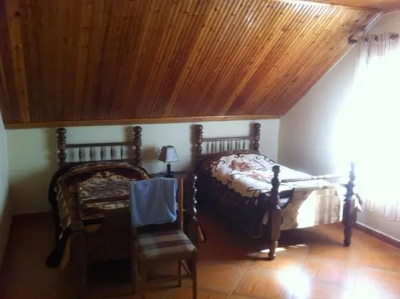 Üç Kişilik Oda, Ortak Banyo