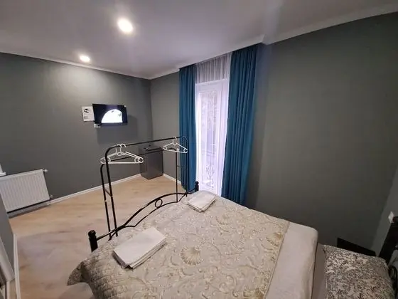 Classic Tek Büyük Yataklı Oda