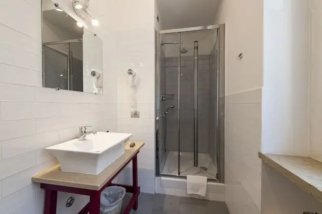 Standard Tek Büyük veya İki Ayrı Yataklı Oda