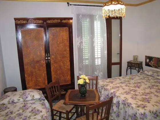Deluxe Üç Kişilik Oda