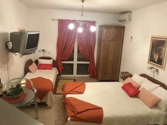 Classic Üç Kişilik Oda