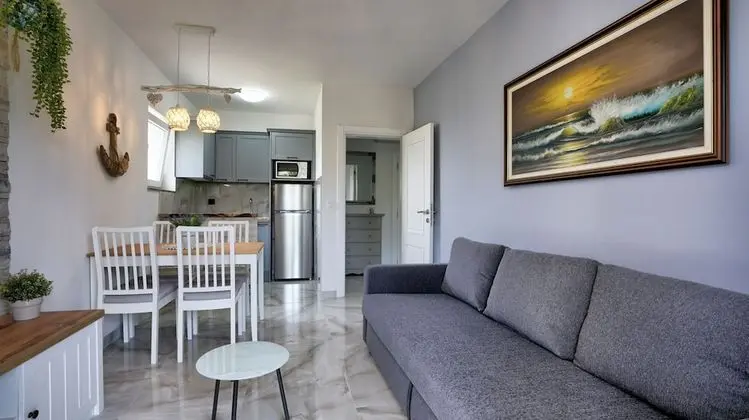 Apart Daire, Balkon