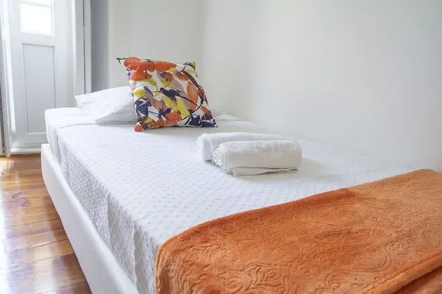 Üç Kişilik Oda, Ortak Banyo