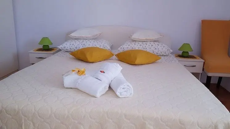 Tek Büyük Yataklı Oda, Balkon