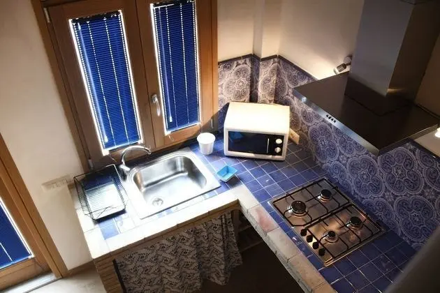 Basic Apart Daire, Bahçe Manzaralı