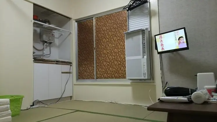 Economy Oda (201)