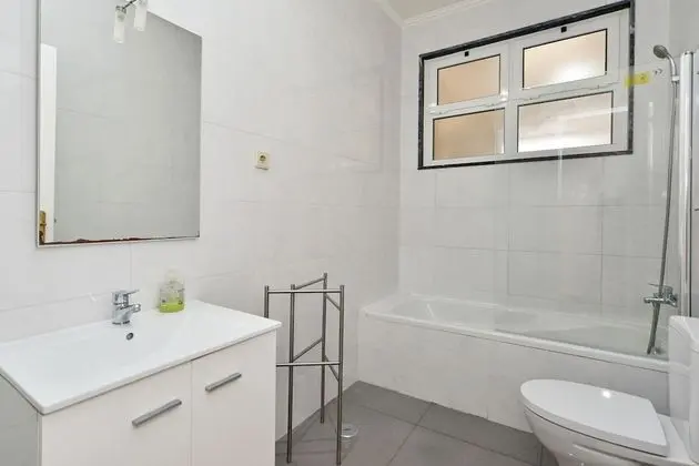 Comfort Tek Büyük Yataklı Oda, Ortak Banyo