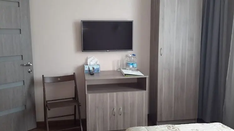 Standard Üç Kişilik Oda, Ortak Banyo
