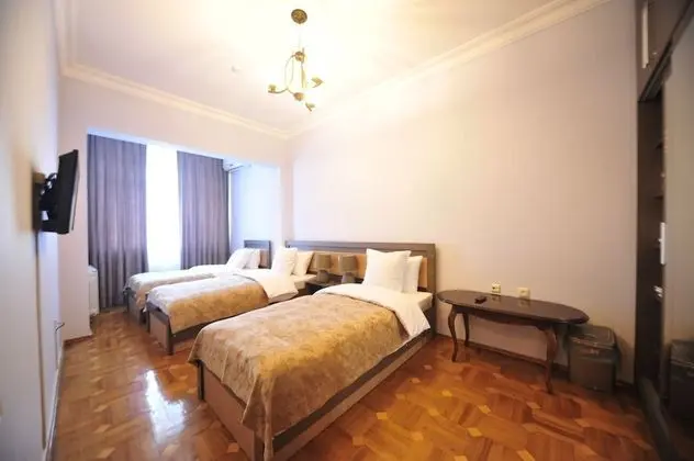 Comfort Üç Kişilik Oda, 1 Yatak Odası, Özel Banyo, Bahçe Manzaralı