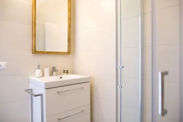 Business Tek Kişilik Oda