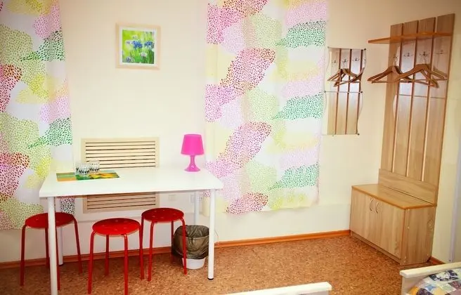 Üç Kişilik Oda, Ortak Banyo