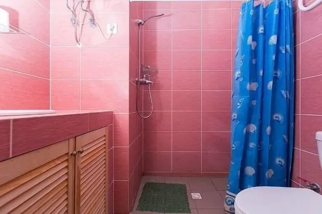 Economy Tek Büyük Yataklı Oda, Ortak Banyo
