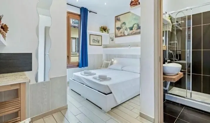 City Tek Büyük veya İki Ayrı Yataklı Oda