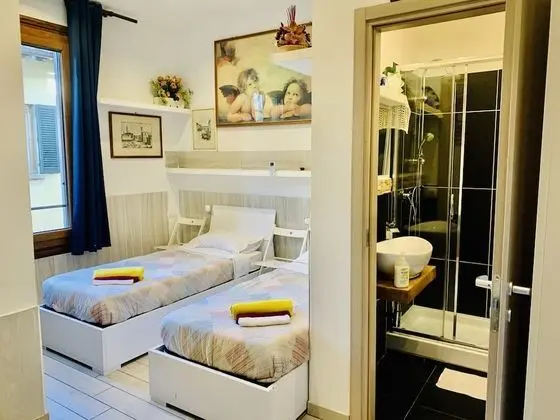 City Tek Büyük veya İki Ayrı Yataklı Oda