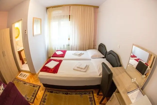 Basic Tek Büyük Yataklı Oda, 1 En Büyük (King) Boy Yatak