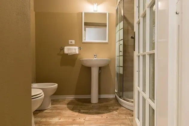 Comfort Tek Büyük veya İki Ayrı Yataklı Oda, Özel Banyo