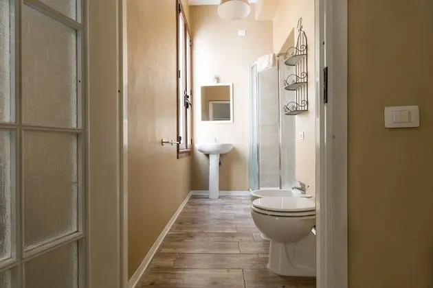 Comfort Tek Büyük veya İki Ayrı Yataklı Oda, Özel Banyo