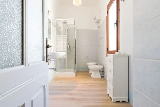 Comfort Tek Büyük veya İki Ayrı Yataklı Oda, Özel Banyo