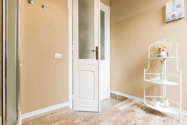 Family Oda, 2 Yatak Odası, Özel Banyo, Avlu Manzaralı