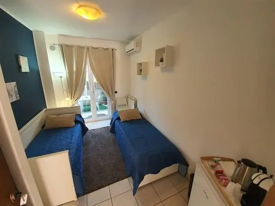 Deluxe Dört Kişilik Oda