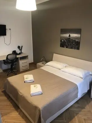 Tek Büyük Yataklı Oda