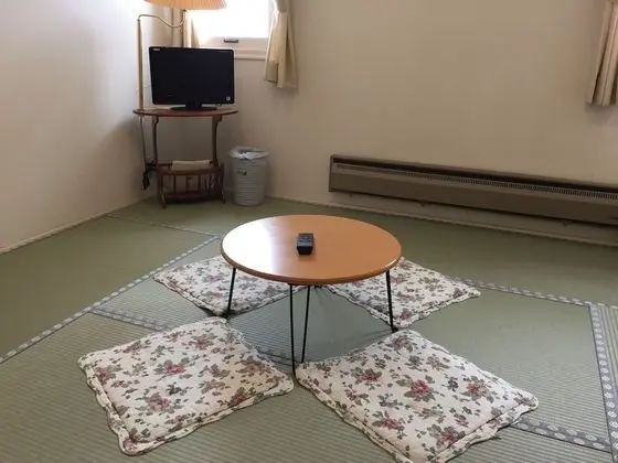 Standard Çatı Katı (Loft), 2 Tek Kişilik Yatak, Ortak Banyo