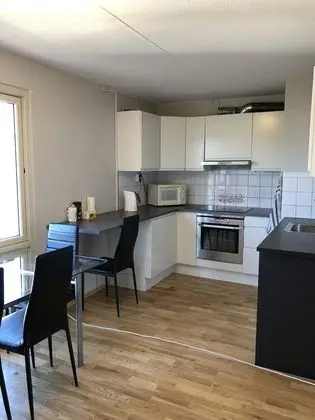 Tek Büyük Yataklı Oda, 1 Çift Kişilik Yatak, Ortak Banyo
