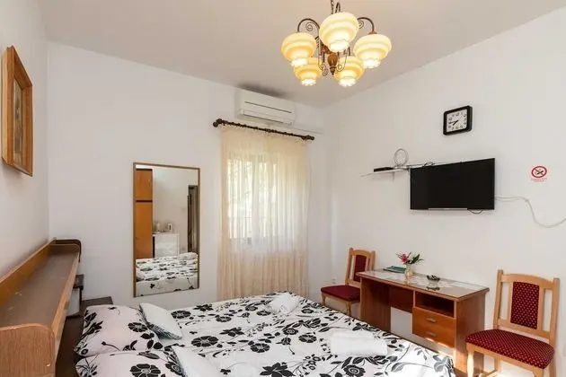 Tek Büyük Yataklı Oda (Double Room)
