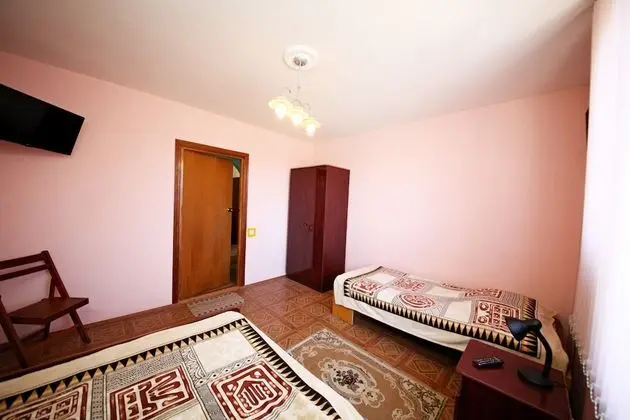 Standard Üç Kişilik Oda, Ortak Banyo